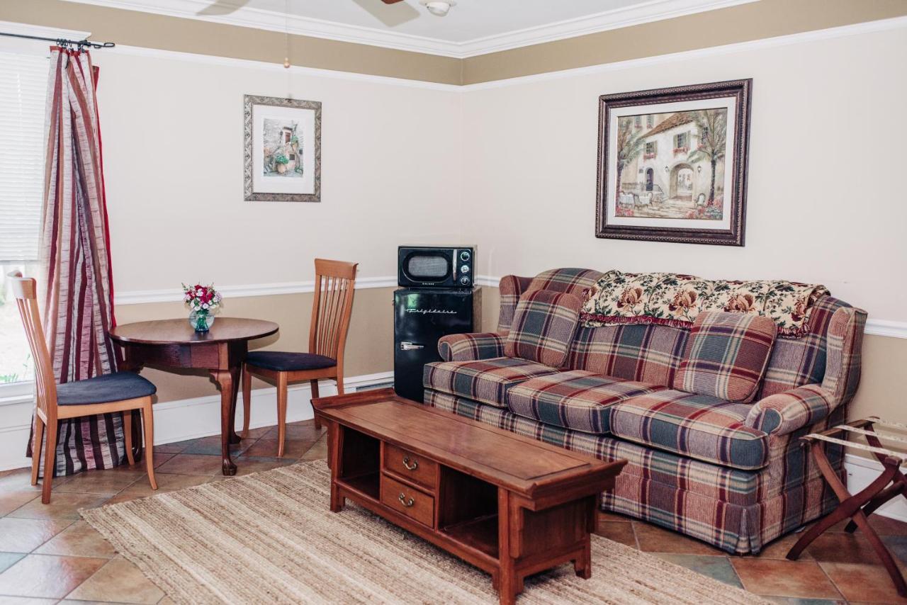 Benn Conger Inn Groton 외부 사진
